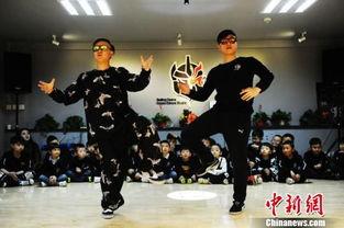 中日韩人跳街舞视频,燃情舞动街头风采