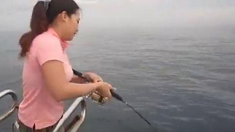 日韩妹子钓鱼视频网站大全,热门视频网站大盘点